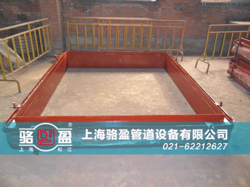 非金屬<a href=http://www.duldull.com target=_blank class=infotextkey>補償器</a>生產(chǎn)車間