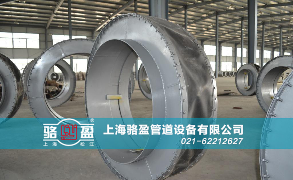 <a href=http://www.duldull.com target=_blank class=infotextkey>非金屬補償器</a>生產(chǎn)車間
