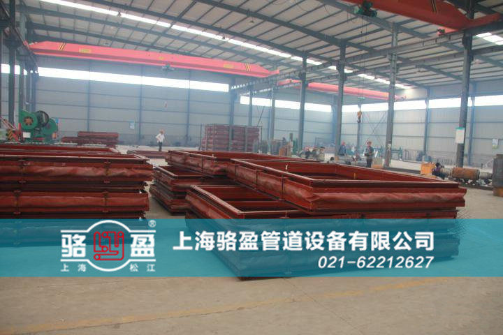 香港機(jī)場赤鱲角<a href=http://www.duldull.com target=_blank class=infotextkey>非金屬補(bǔ)償器</a>生產(chǎn)廠家